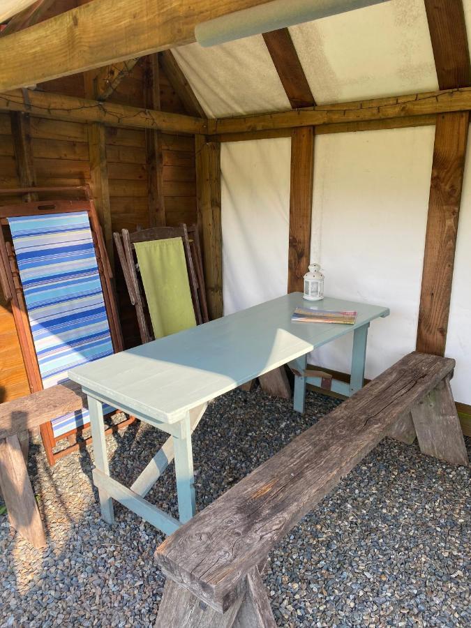 Mill Haven Place Glamping-Yurt 1 Talbenny Exterior foto